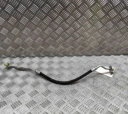 Volvo XC90 Air conditioning (A/C) pipe/hose 31389351