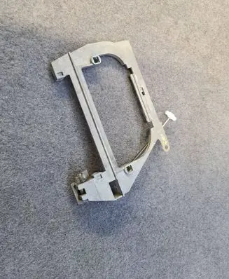Rear door exterior handle/bracket