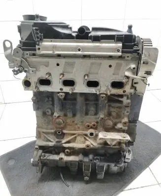 Volkswagen Golf VI Engine Cay 231951