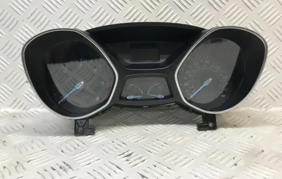 Ford Focus Speedometer (instrument cluster) BM5T10849DN