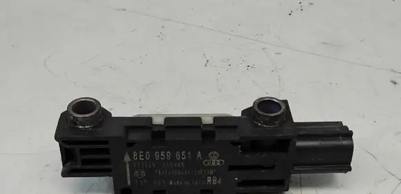 Audi A3 S3 8P Airbag deployment crash/impact sensor 8E0959651A