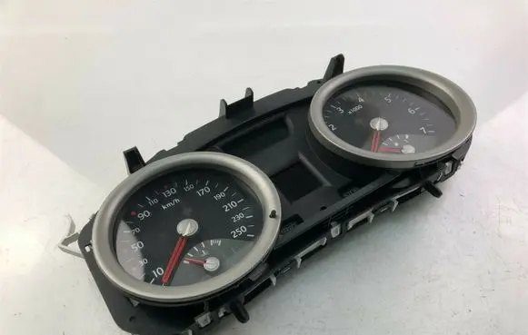 Renault Megane II Speedometer (instrument cluster) 8200364015 K3889