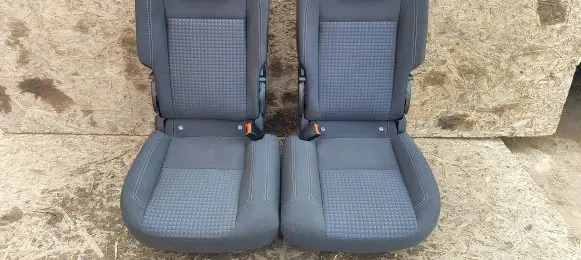 Ford S-MAX Third row seats 82794195 25483714 286641