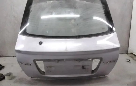 Hyundai Elantra Tailgate/trunk/boot lid