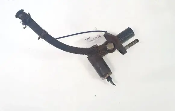 Mazda 626 Clutch master cylinder