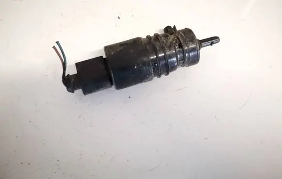 Mercedes-Benz S W221 Windscreen/windshield washer pump 0135280