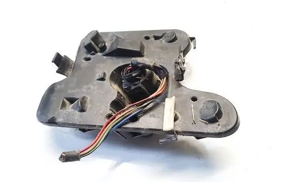 Audi A4 S4 B6 8E 8H Tail light bulb cover holder 153948