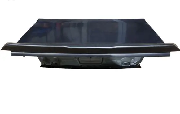 Dodge Challenger Tailgate/trunk/boot lid 