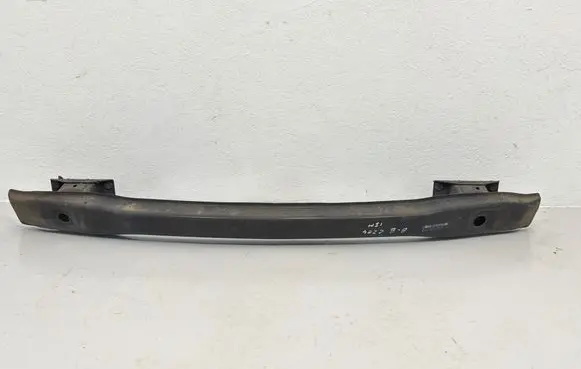 Mercedes-Benz C W204 Rear bumper cross member A2046100014 A2046100010