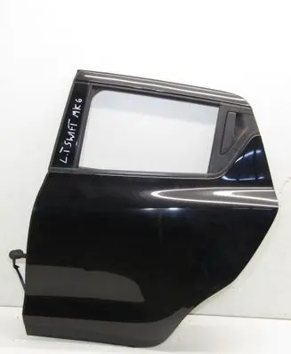 Suzuki Swift III Rear door 