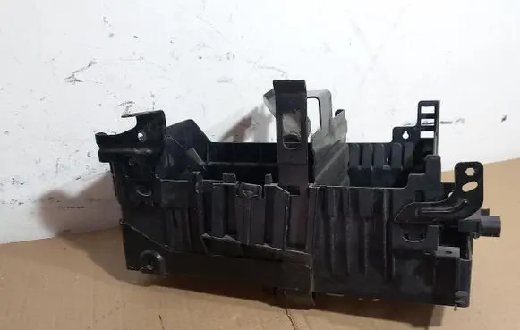 Opel Astra J Battery box tray