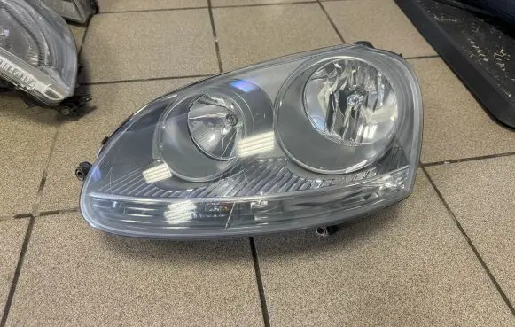 Volkswagen Golf V Headlight/headlamp 1K6941005A 0301212201 1K6941005
