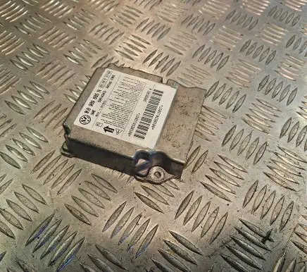 Volkswagen Golf V Airbag control unit/module 1K0909605N