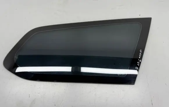 Ford Focus Rear side window 43R001057