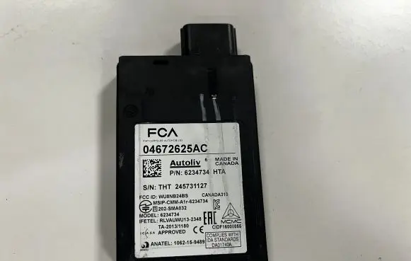 Chrysler Pacifica Blind spot module 04672625AC
