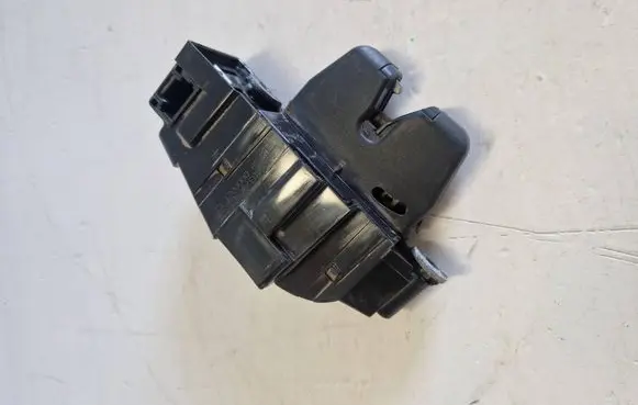 Citroen C5 Tailgate/trunk/boot lock/catch/latch 9660403780