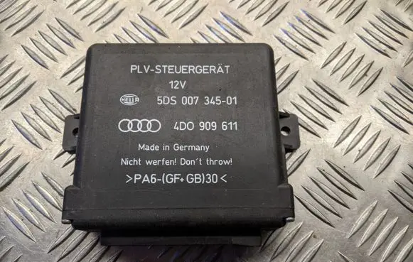 Audi A8 S8 D2 4D Power steering control unit/module 4D0909611 5DS00734501