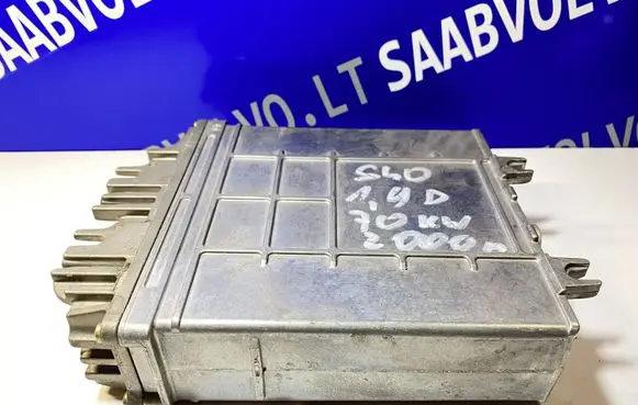 Volvo S40, V40 Engine control unit/module 0281001906 3061365