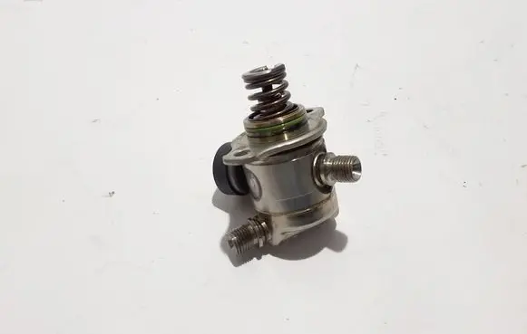 Audi A6 S6 C9 4L Fuel injection high pressure pump 06M127026AG
