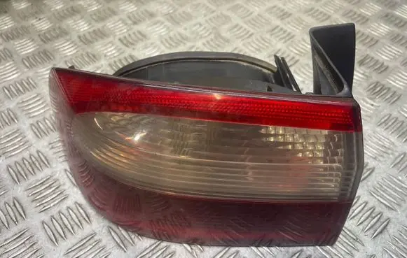 Renault Laguna I Rear/tail lights 8200002473