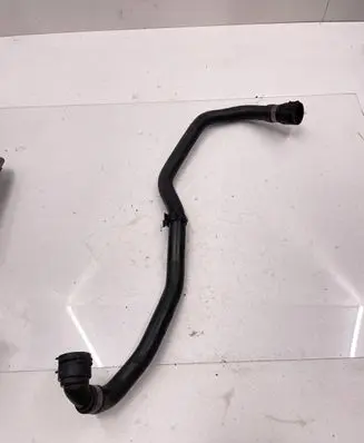 BMW 7 E65 E66 Engine coolant pipe/hose 8379979