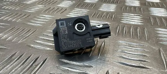 Opel Zafira C Airbag deployment crash/impact sensor 13504470 223A8107D