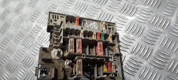 Peugeot 206 Fuse box set 9628024480 PSA9628024480