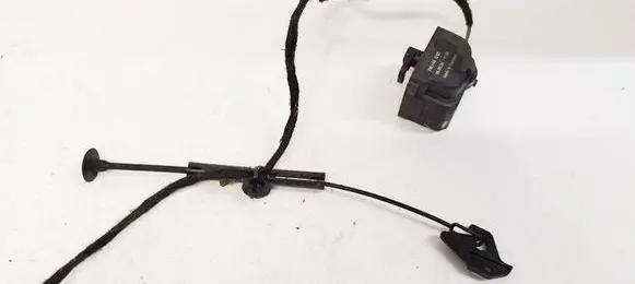 Mercedes-Benz C AMG W204 Central locking motor 896105 8961-05
