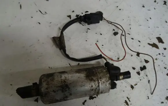 Audi A8 S8 D2 4D In-tank fuel pump 4D0906091D