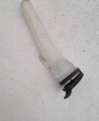 Opel Insignia A Window washer liquid tank fill tube 13315611 13315610