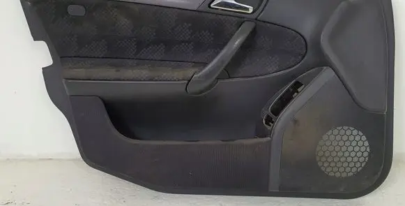 Mercedes-Benz C W203 Front door card panel trim A2037203567