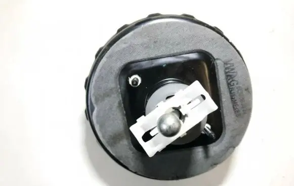 Skoda Fabia Mk3 (NJ) Brake booster