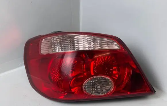 Mitsubishi Outlander Rear/tail lights 22087685