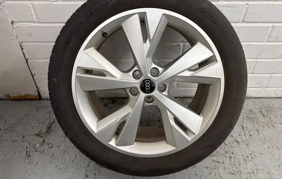 R20 alloy rim