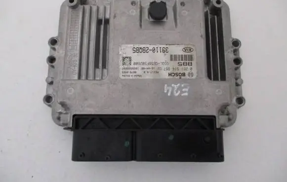 KIA Sportage Engine control unit/module 391102BQB5 0261S14967 1039S99892