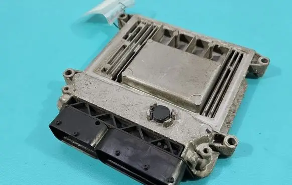 Hyundai i30 Engine control unit/module ECU 391122B200 IMPRK1557984