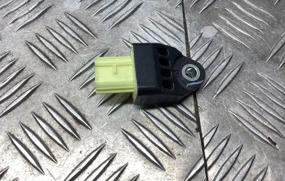 Toyota Land Cruiser (J200) Airbag deployment crash/impact sensor 8983160010