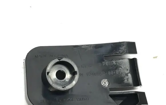 Tesla Model X Headlight/headlamp mounting bracket 104695800D