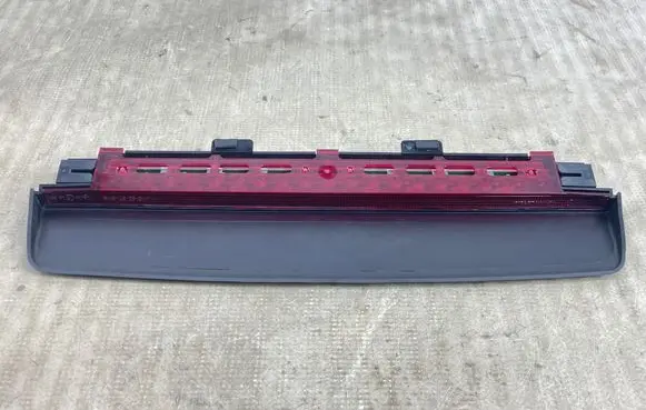 BMW 5 F10 F11 Third/center stoplight 7230799 7230801