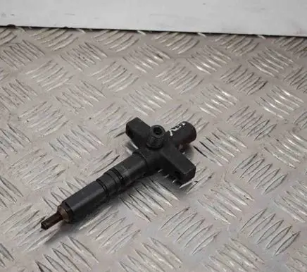 Fuel injector