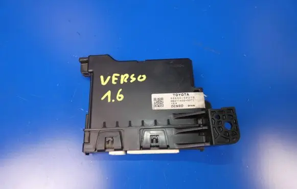 Toyota Verso Air conditioner control unit module 886500F270 MB2774000071