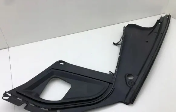 BMW 5 F10 F11 Fender end trim 