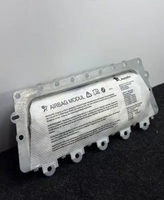 BMW 6 F06 Gran coupe Passenger airbag 611011900 611011800A 611011700
