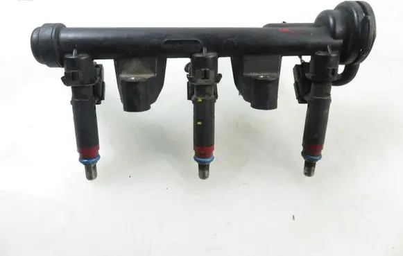 Volkswagen Polo IV 9N3 Fuel main line pipe 03D133329A 03D906031C 03D133319C