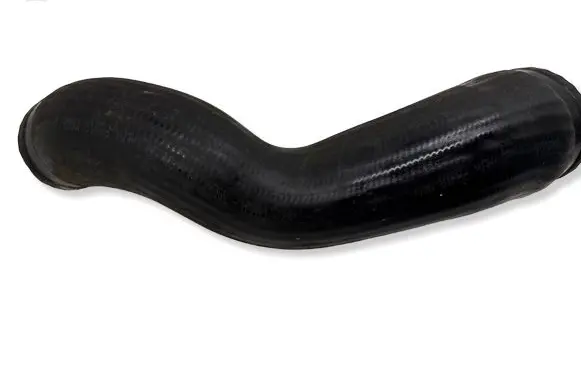 Volvo XC70 Intercooler hose/pipe 30680218