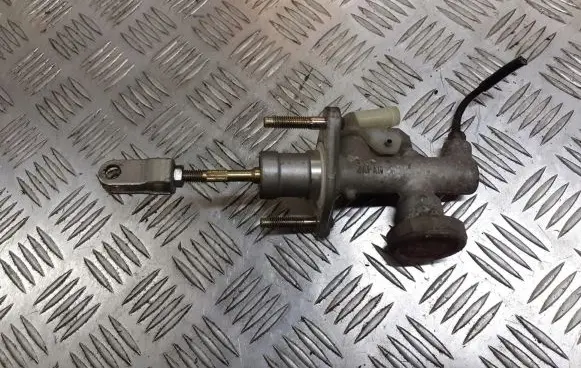 Nissan Almera N16 Clutch release bearing slave cylinder BRAK