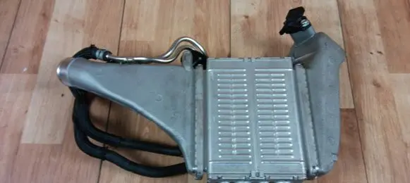 Toyota Auris E180 Intercooler radiator 1270001330 1794047021