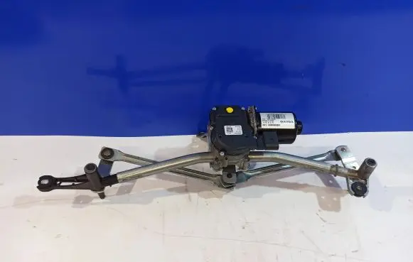 Volvo S60 Front wiper linkage and motor 30747589