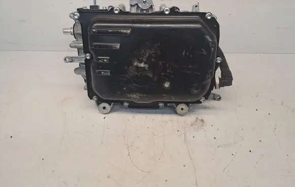 Toyota Yaris Voltage converter inverter G920052010