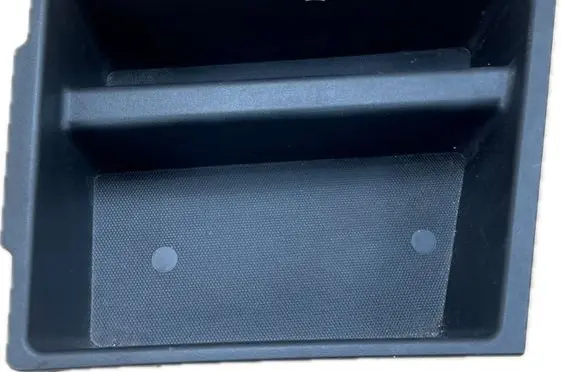 Buick Enclave II Dashboard storage box/compartment 84317694
